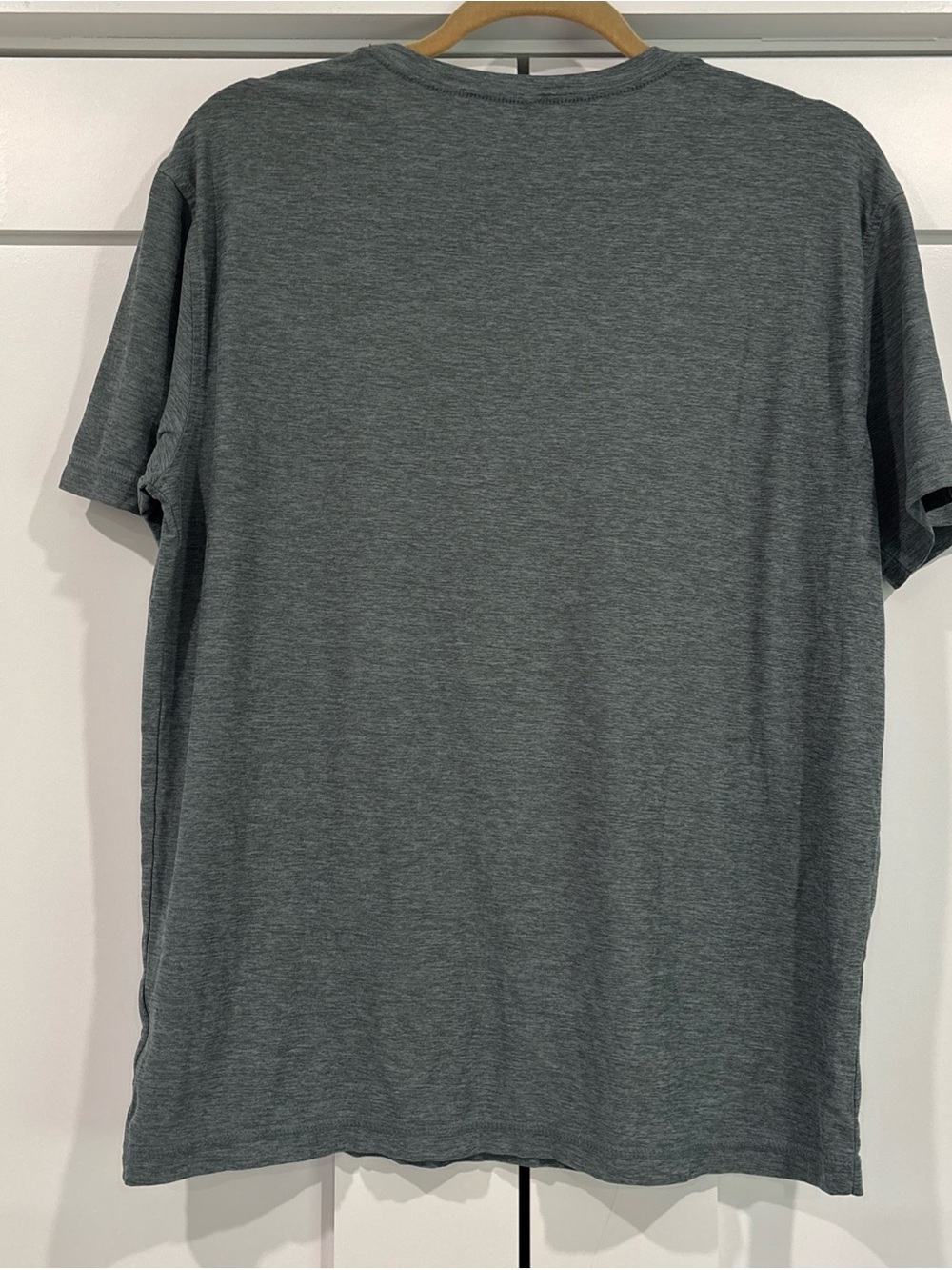 Vuori Strato Tech Tee Shirt Mens Medium Short Sleeve Heather Stretch Green - Picture 5 of 9